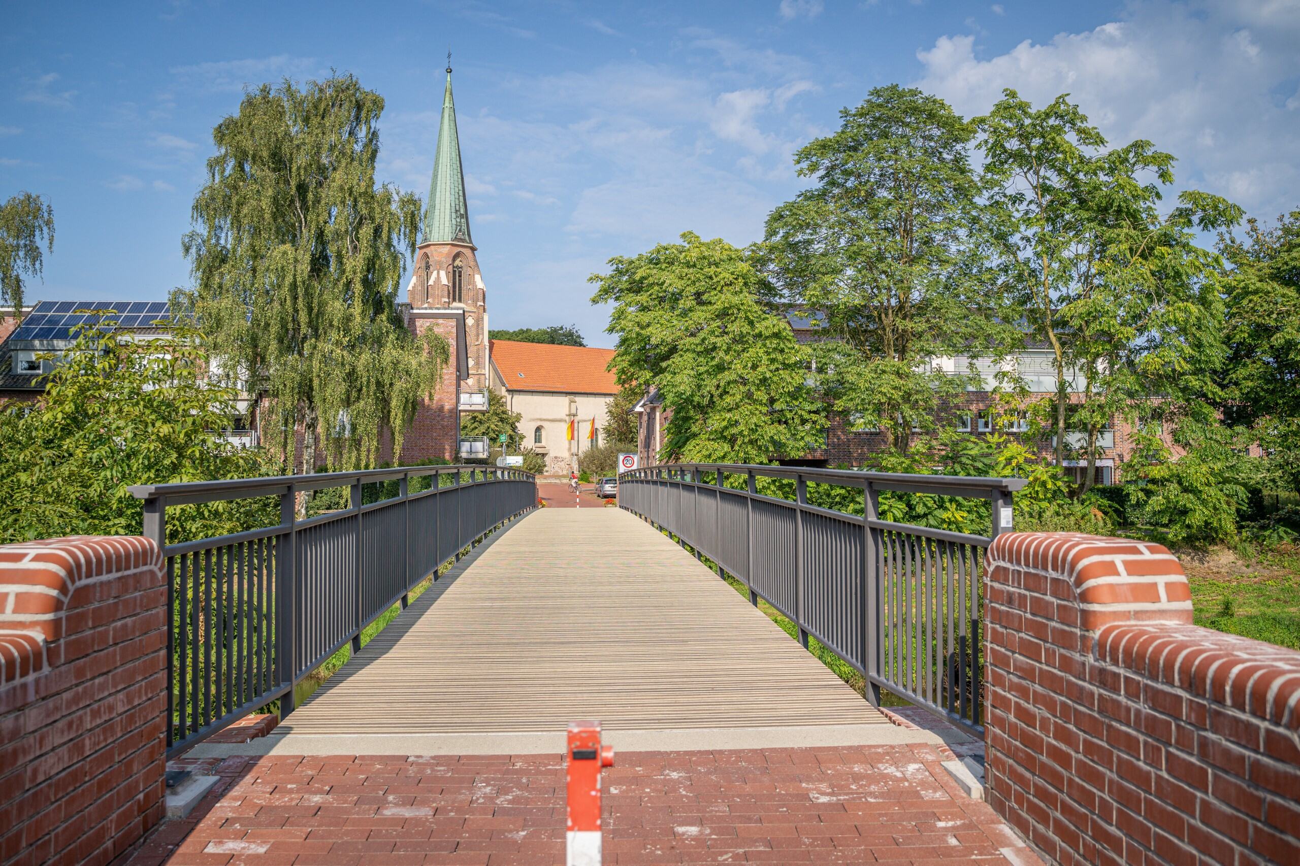 Vorderansicht Hasebrücke Herzlake